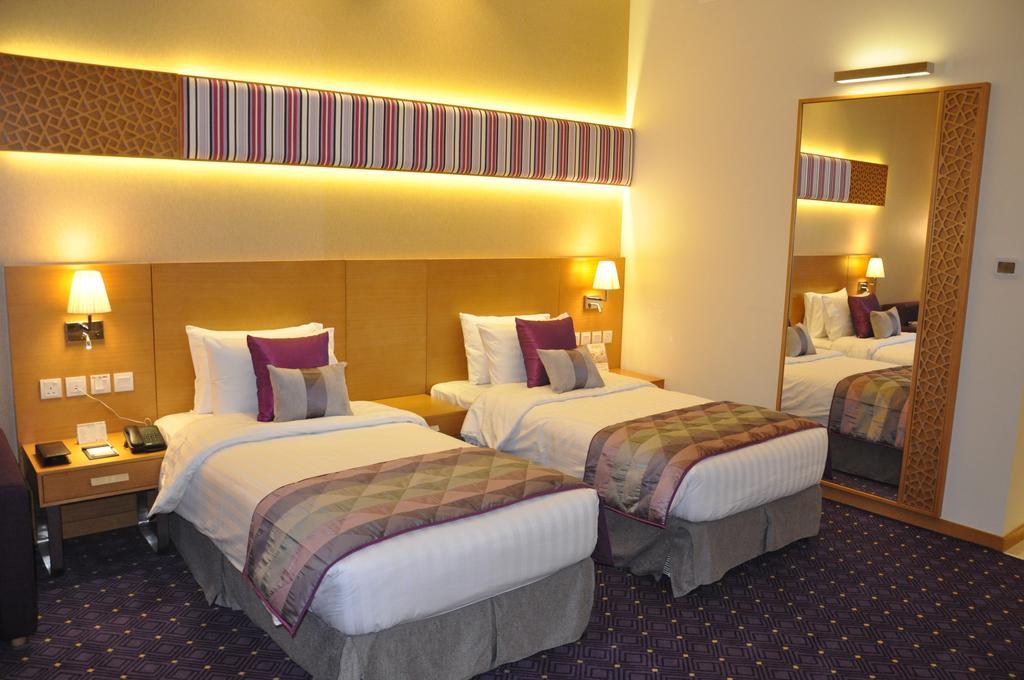 ฟอร์จูน พาร์ค โฮเต็ล ดูไบ อินเวสต์เมนต์ พาร์ค Hotel ภายนอก รูปภาพ